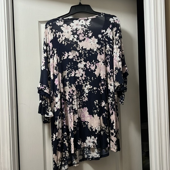 Cato floral ruffle sleeve top - Picture 4 of 4